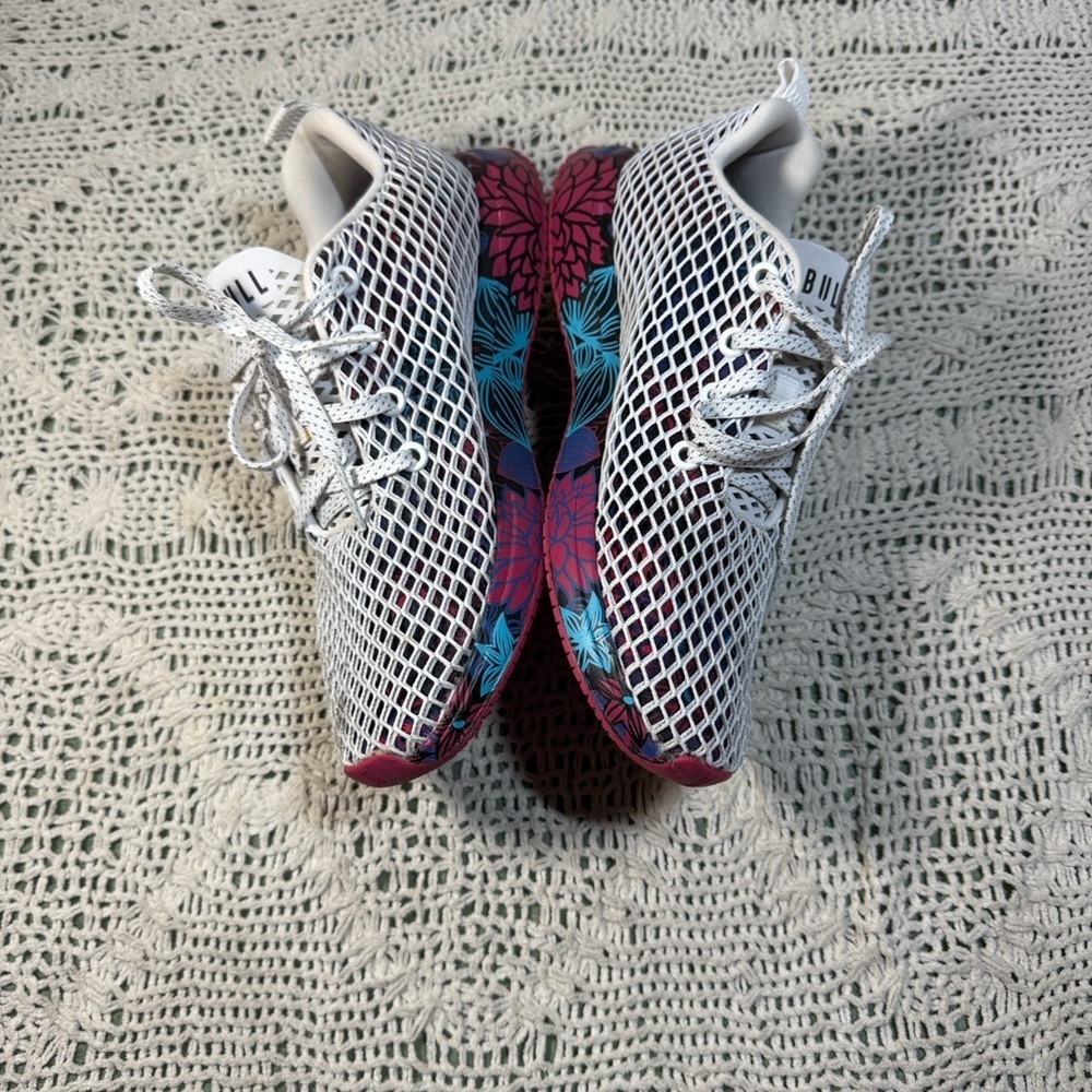 NOBULL White Mesh Sneakers with Floral Soles Size 7 1/2